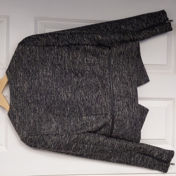 Women's Le Chateau Suit Jacket Size S, Black, White, Metallic - Picture 4 of 7